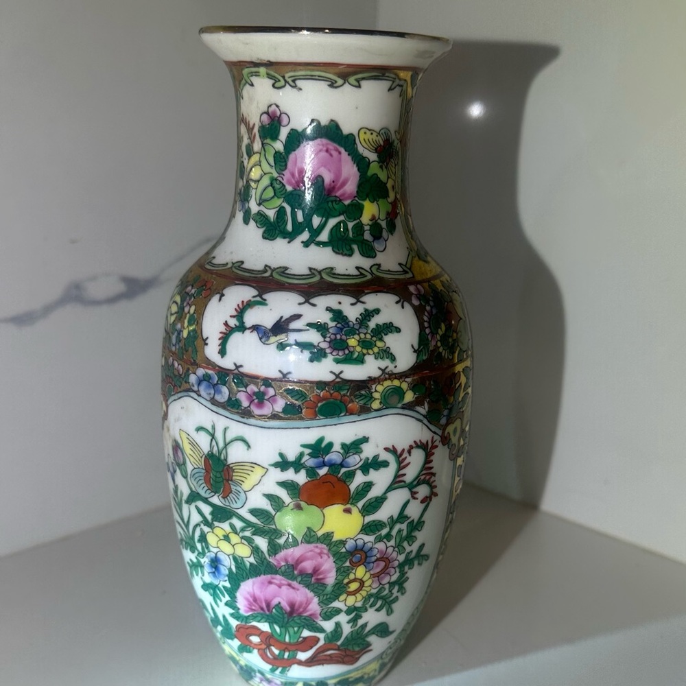 Rose Medallion 19th century  Floral Ceramic Vase with Colorful Design
